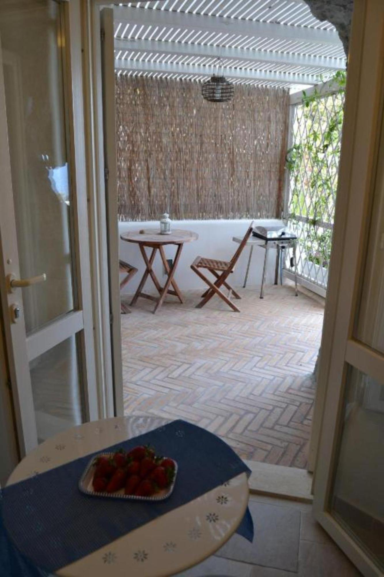 Maridea - Cave Apartments Ponza Exterior photo